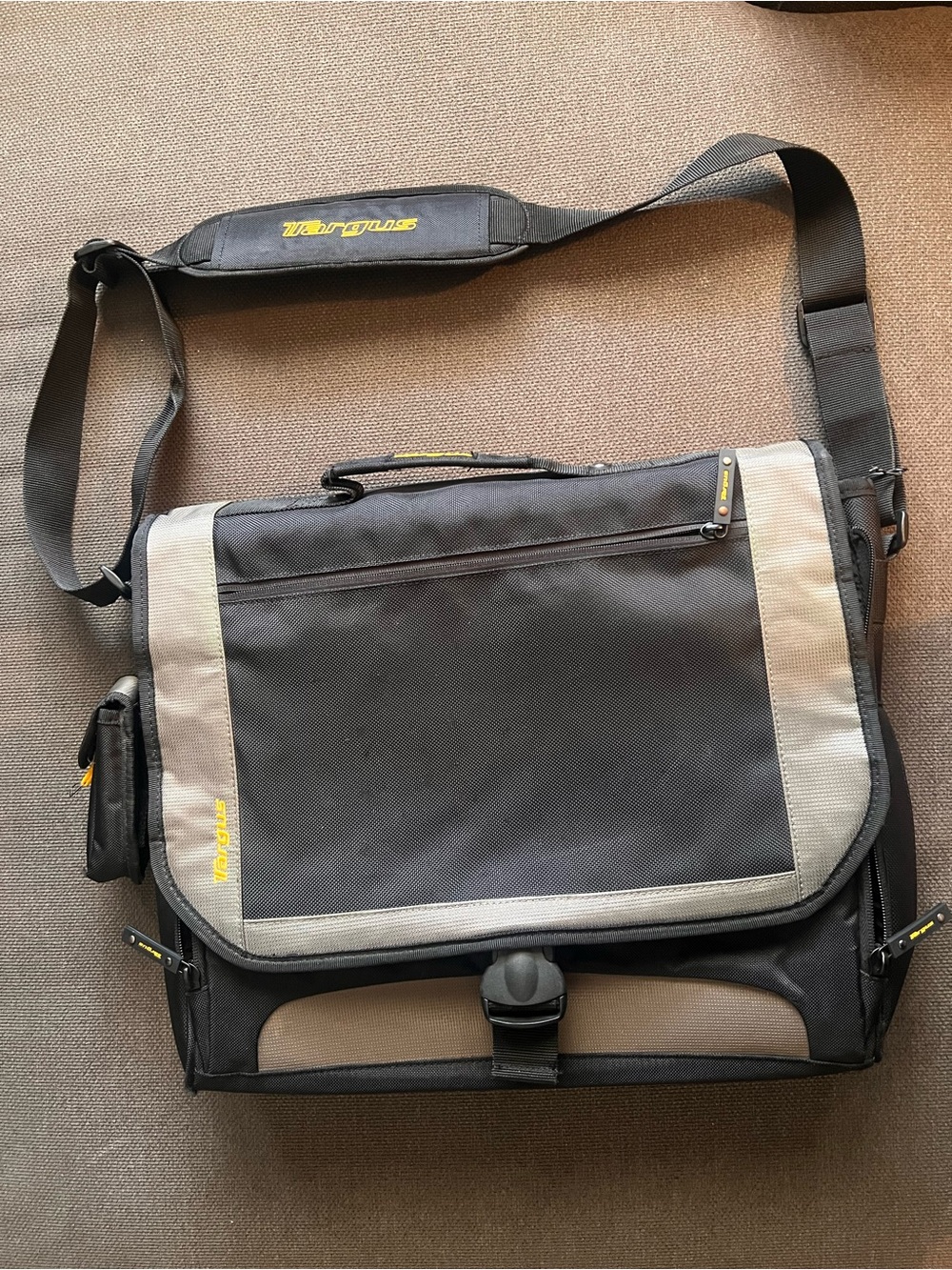 Targus Black and Light Gray Laptop Messenger Bag with Yellow Accents